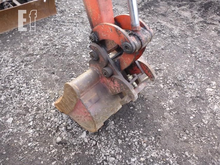 2016-kubota-k008-3-image-13