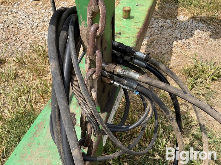 2008-john-deere-637-image-10