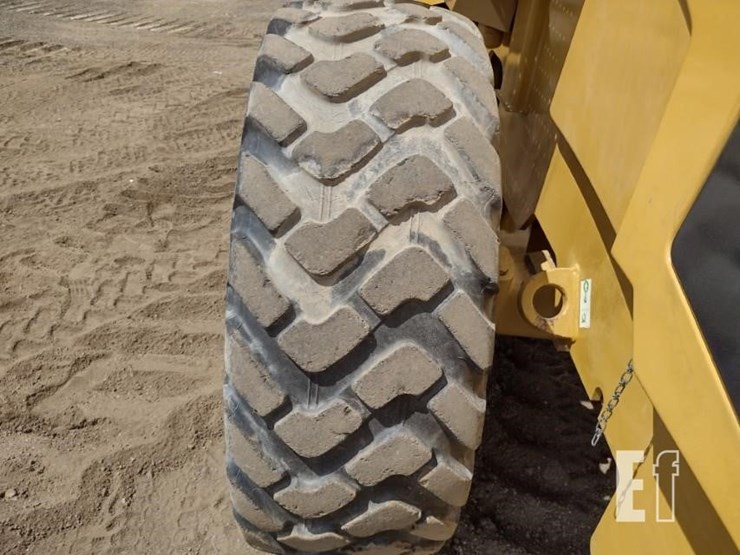 2002-caterpillar-938g-image-23