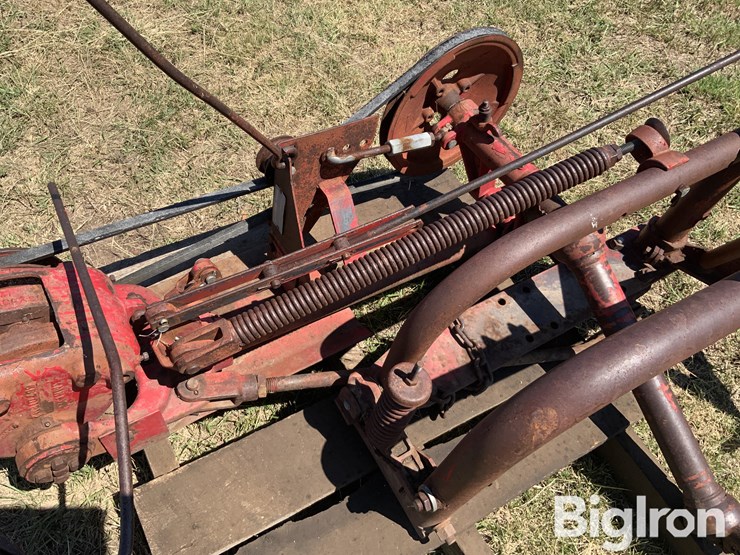massey-ferguson-7-image-11
