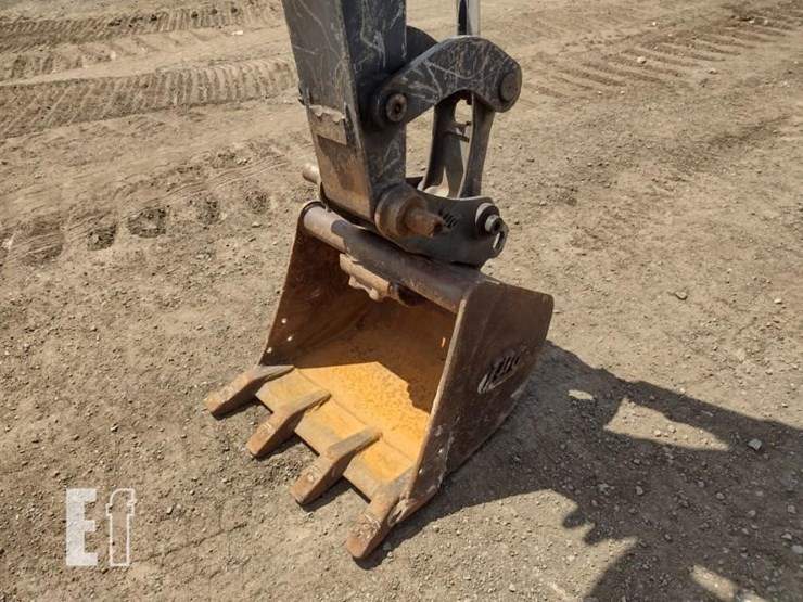 2017-deere-60g-image-19