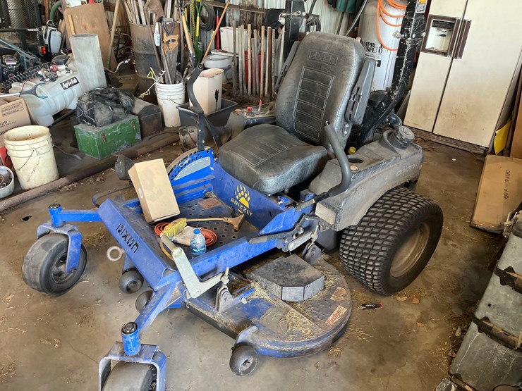 dixon-grizzly-mower-image-1