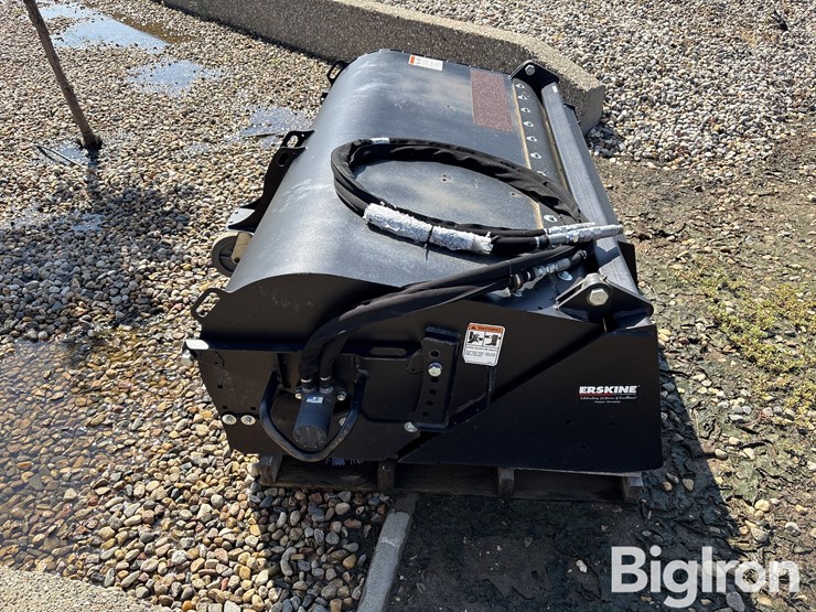 erskine-76"-skid-steer-sweeper-bucket-image-8