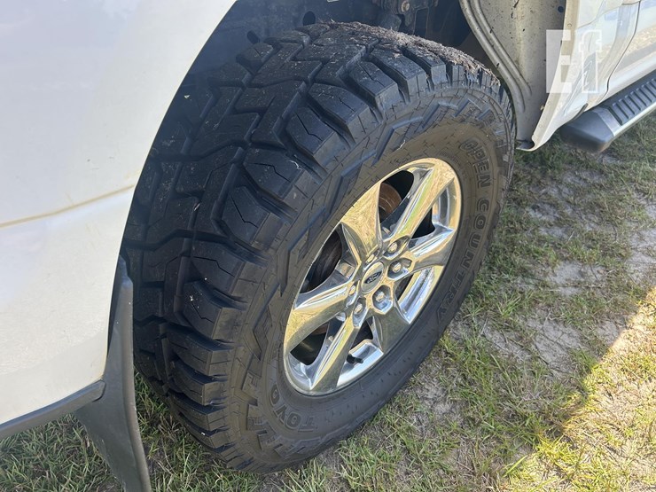 2019-ford-f150-image-15