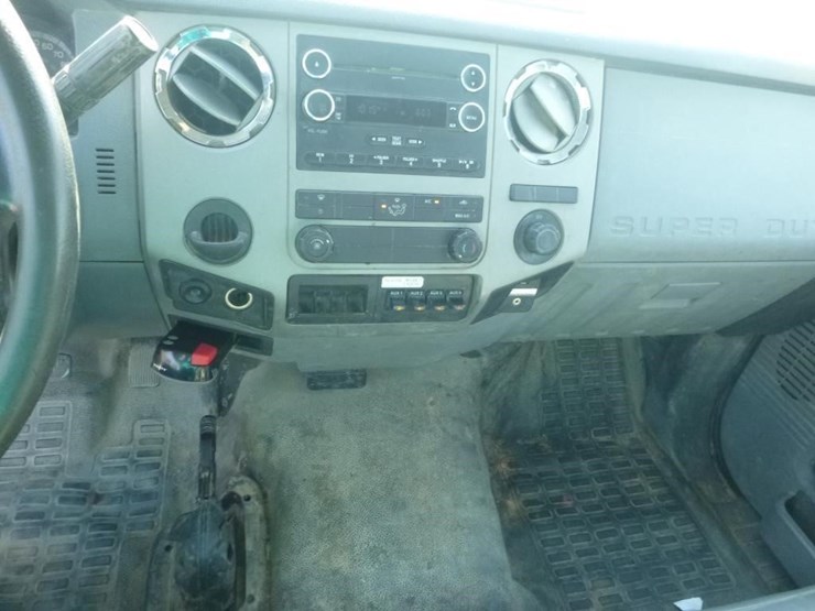 2017-ford-f650-image-14