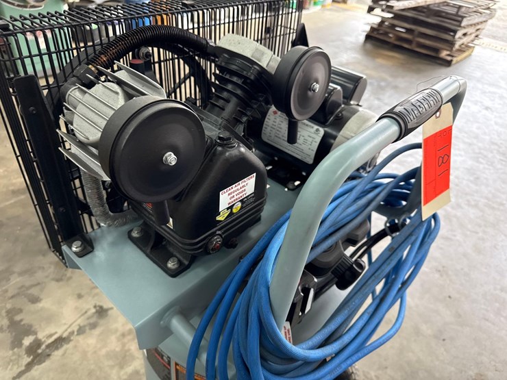 mcgraw-29-gallon/165-psi-electric-air-compressor-support-equipment-image-2