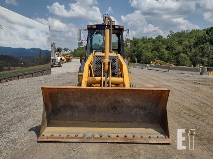 1999-deere-410e-image-2