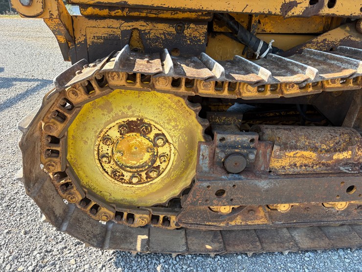 john-deere-450e-image-10