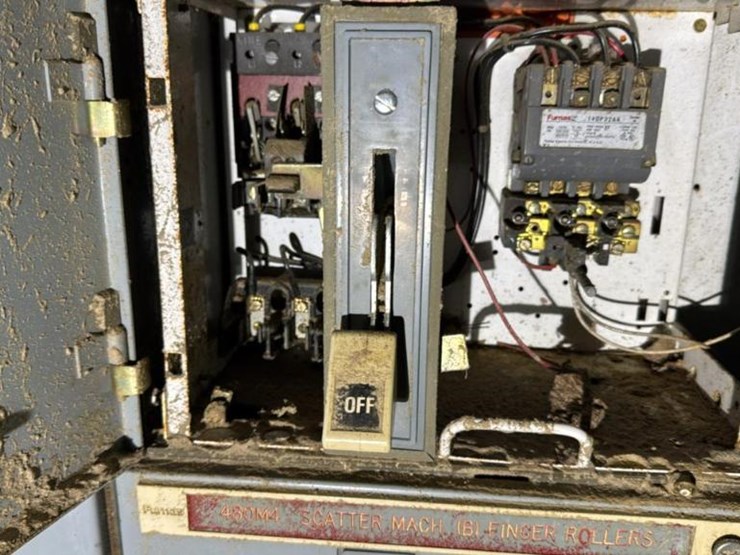#146-•-electrical-control-center-image-8