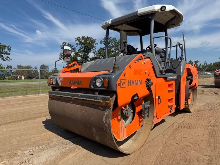 2016-hamm-hd+-120i-smooth-double-drum-roller-image-2
