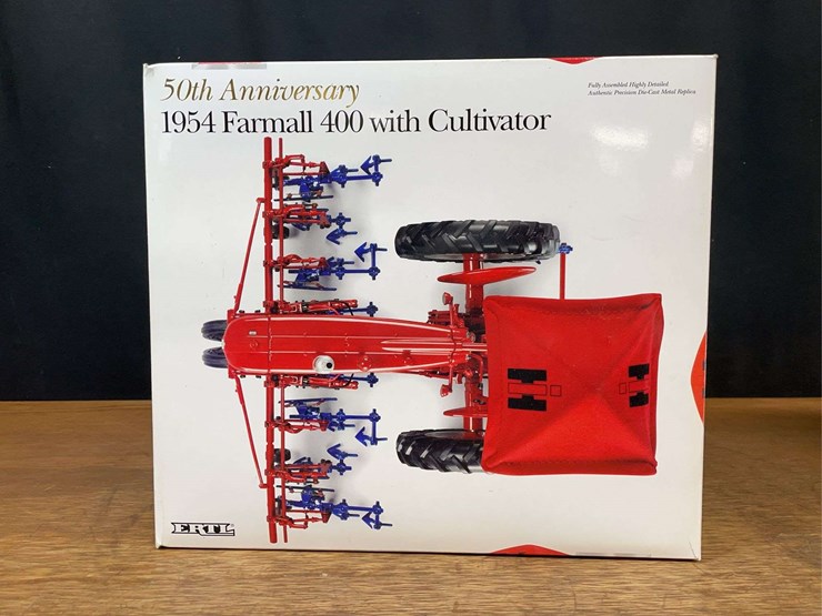 1/16-farmall-400-w/cultivator-50th-anniversary-nib-ertl-image-18