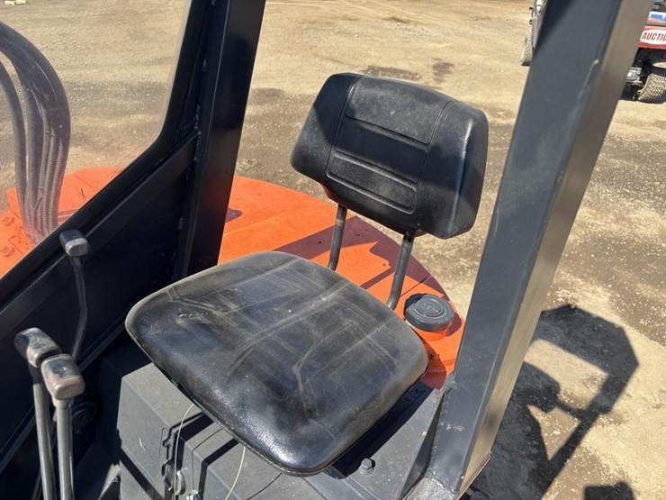 kubota-sr25-hydraulic-excavator-image-23