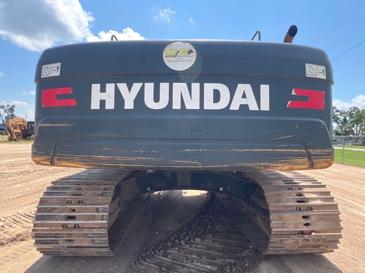 2019-hyundai-hx300l-image-3