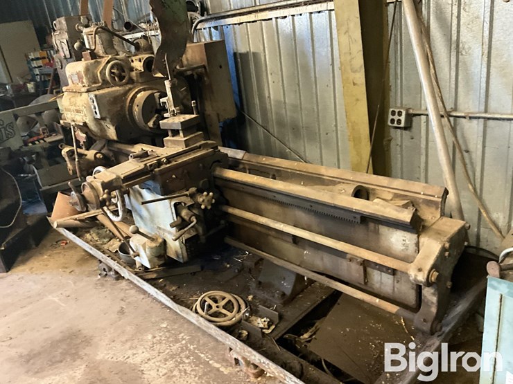 warner-&-swasey-metal-turning-lathe-image-1