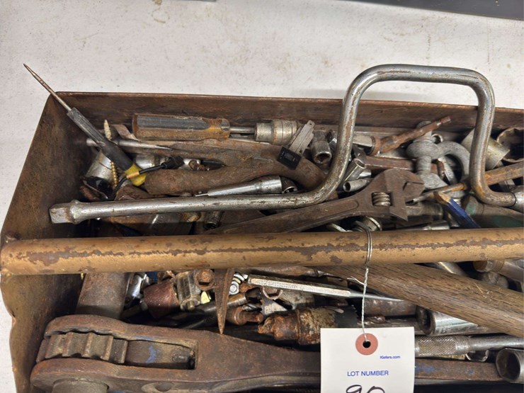 metal-tool-tray-with-tools-image-2