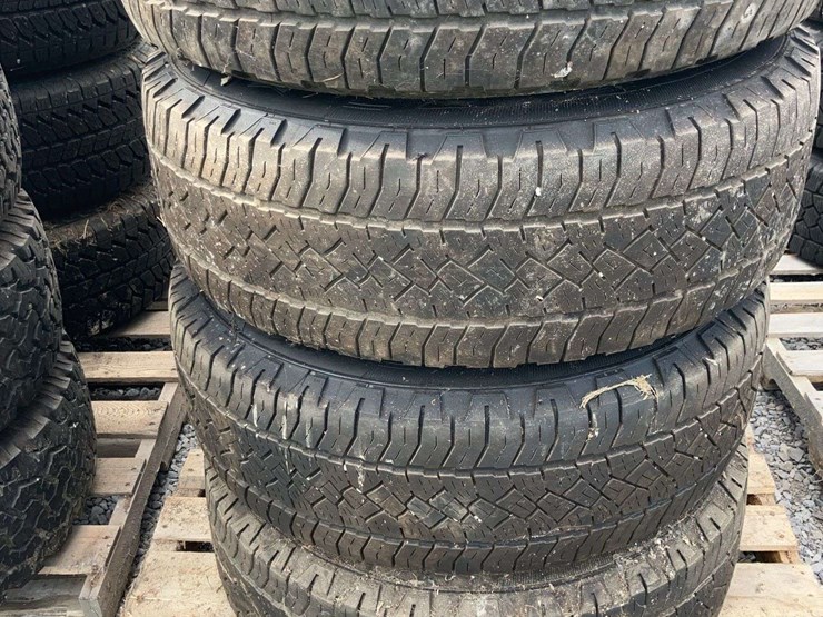 ford-6-bolt-rims-and-lt265/70r17-grabber-apt-tires---set-of-4-image-10