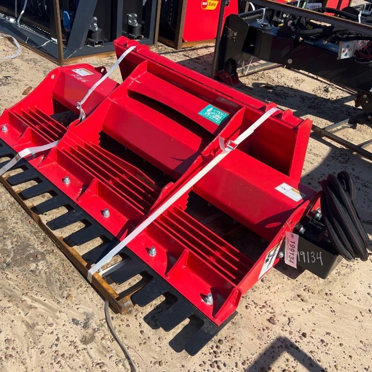 UNUSED RAYTREE RMLL60-60" POWER RAKE LAND LEVELER