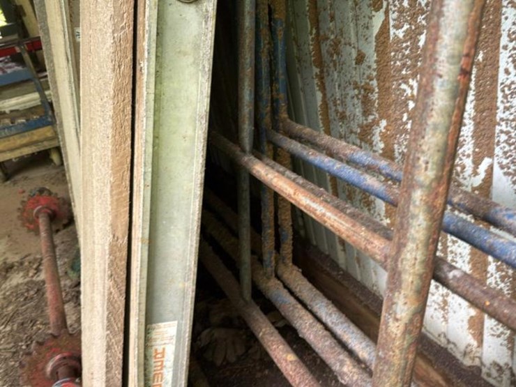 #155-•-scaffolding-image-4