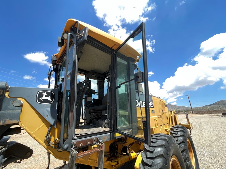 deere-672d-image-28