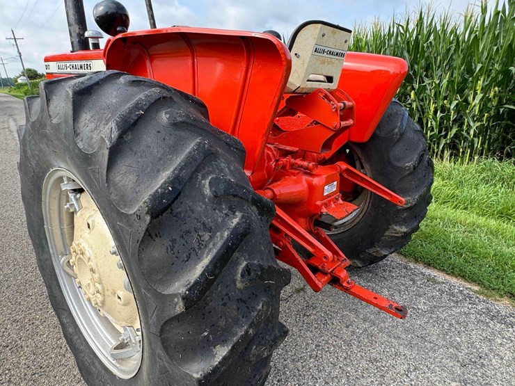 1963-allis-chalmers-d17-image-12