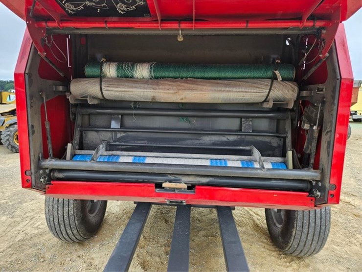 massey-ferguson-1745-image-31