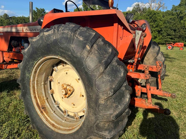 1966-allis-chalmers-190-lp-tractor-image-3