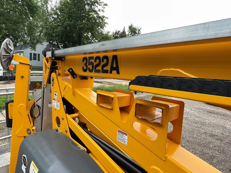 #108-•-2021-haulotte-3522a-towable-boom-lift-image-40