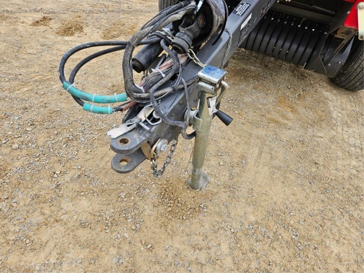 massey-ferguson-1745-image-9