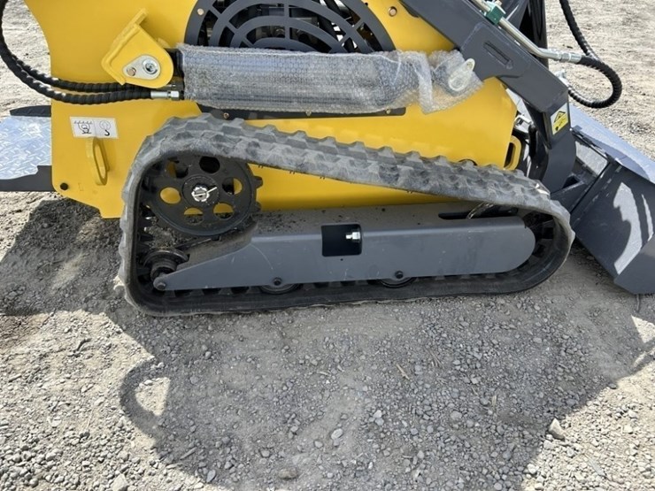 2025-starvox-sv480-mini-compact-track-loader-image-12