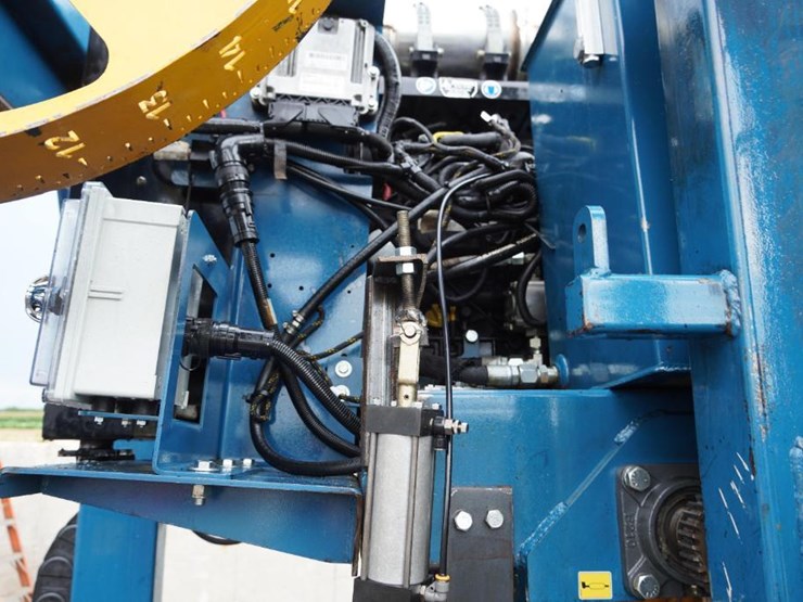 #210-•-2022-baker-3667dd-bandsaw-image-40