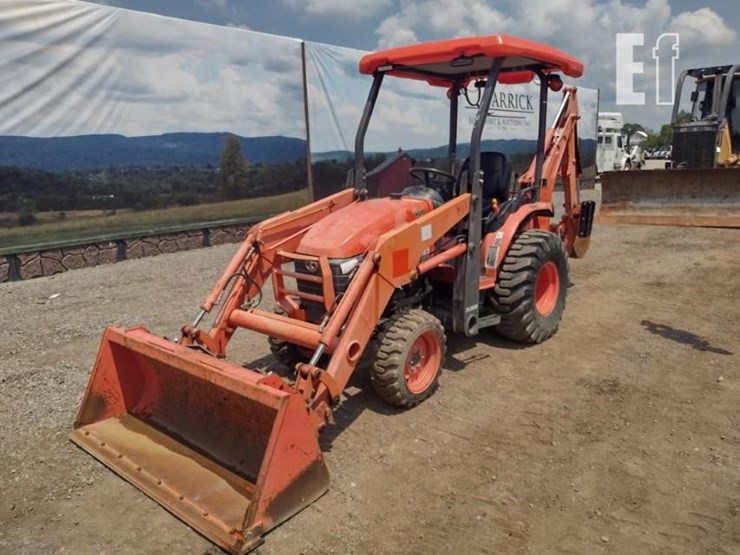 16-kubota-b26tlb-tractor-8242-image-34