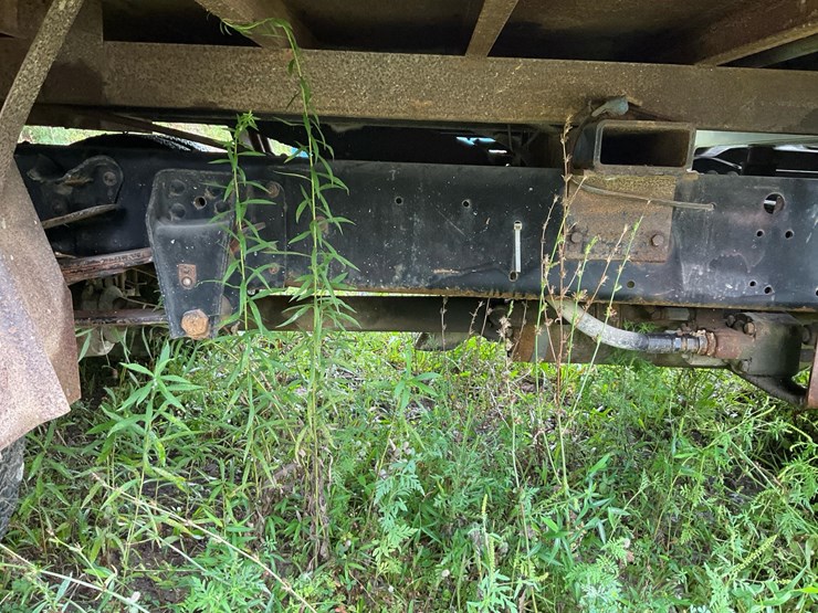 #220-•-1990-chevy-60-dump-truck-image-14