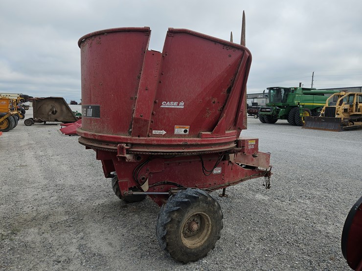 case-ih-8610-image-5