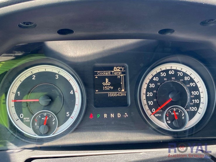 2014-dodge-ram-5500-image-24