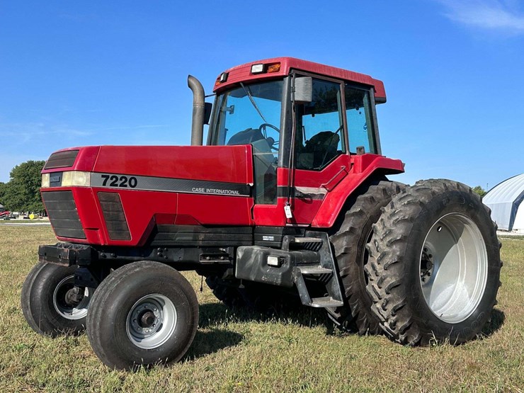 case-ih-7220-image-1