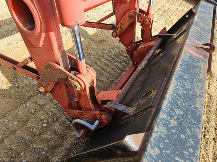 case-ih-l655-image-12