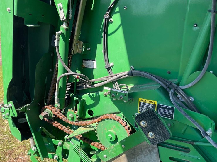 2013-john-deere-569-premium-image-36