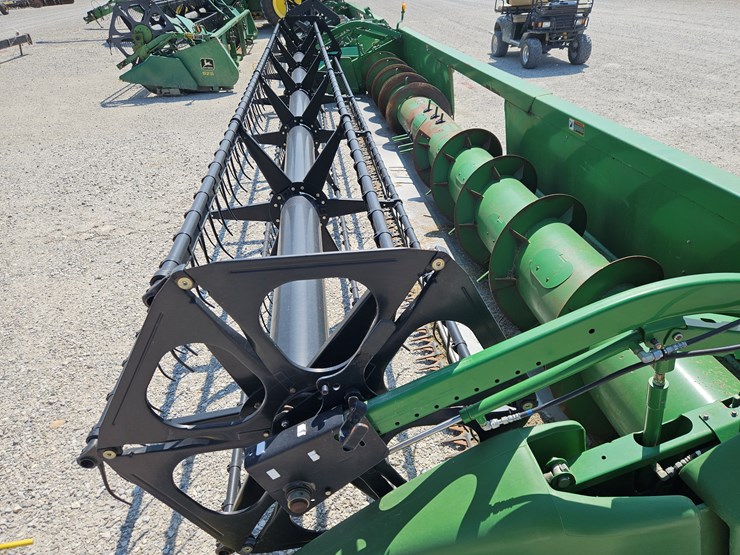 2005-john-deere-625f-image-12
