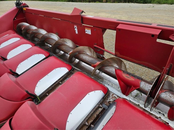 case-ih-2412-image-11