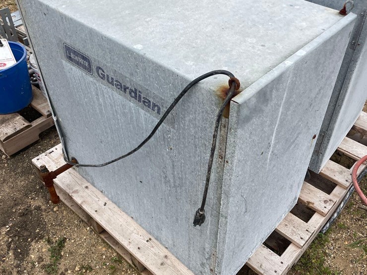 2-lb-white-heaters-image-3