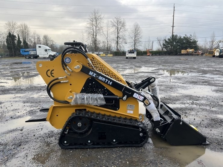 2025-agt-mx-mrt14-mini-compact-track-loader-image-3