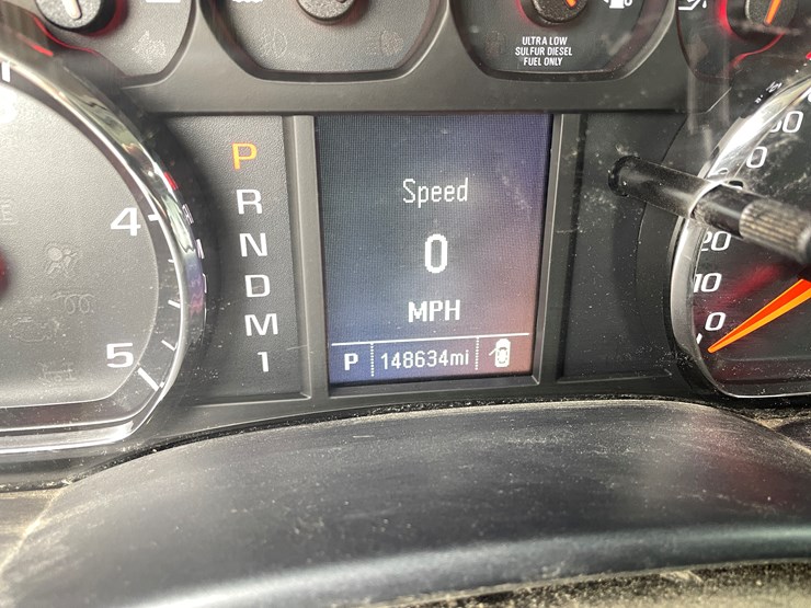 #112-•-2015-chevy-2500-diesel-4x4-pickup-(has-wi-title)-image-53