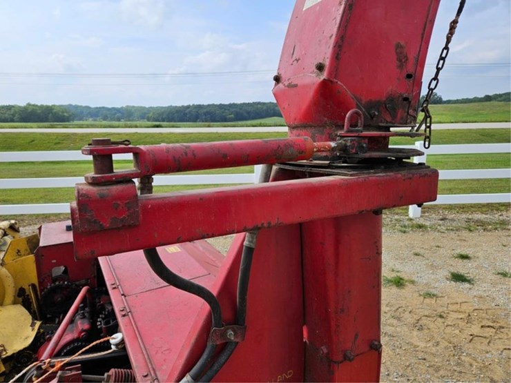 new-holland-770-image-25