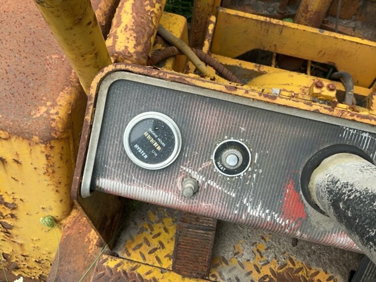 #205-•-hyster-forklift-image-42
