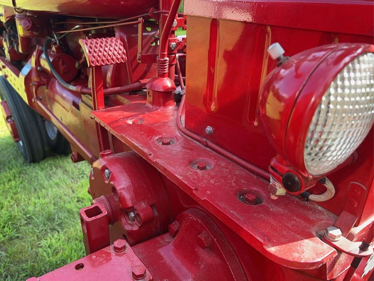 farmall-super-h-distillate-image-44