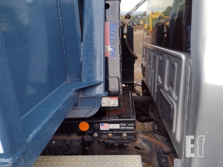 2019-ford-f550-image-24