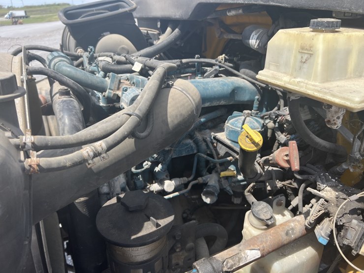 2007-international-durastar-4300-image-19