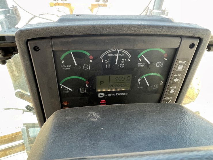 deere-672d-image-41