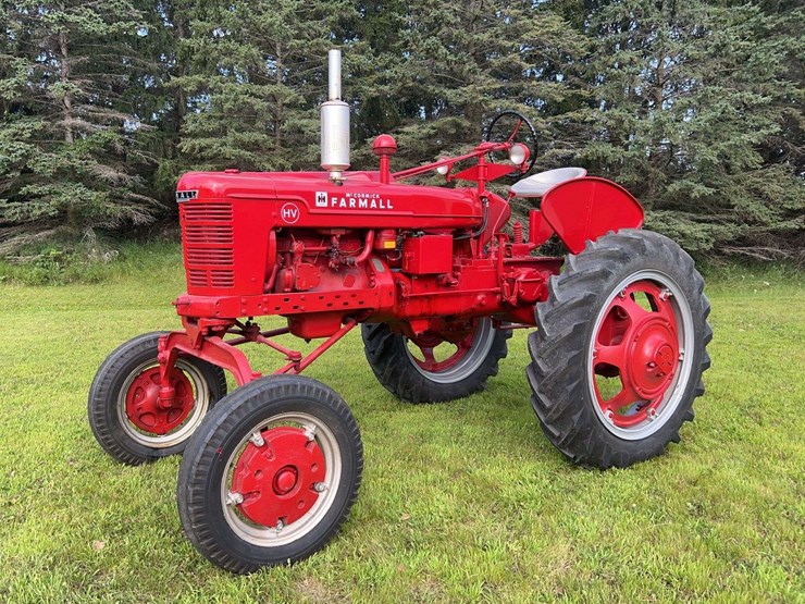 1944-farmall-hv-image-1