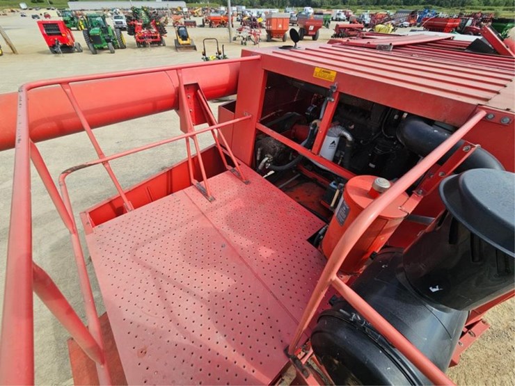 massey-ferguson-8570-image-29